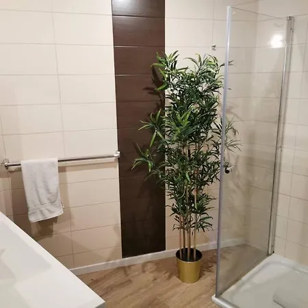 Large Modern Flat Parkingterrace - 217 Appartement *